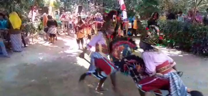 Kelompok Seni Jathilan Turonggo Wisnu Bodro Gelar Pentas di Rumah Dukuh Sangkrek